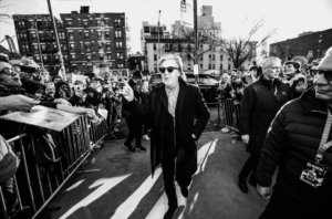 Paul McCartney lança novo disco de inéditas.